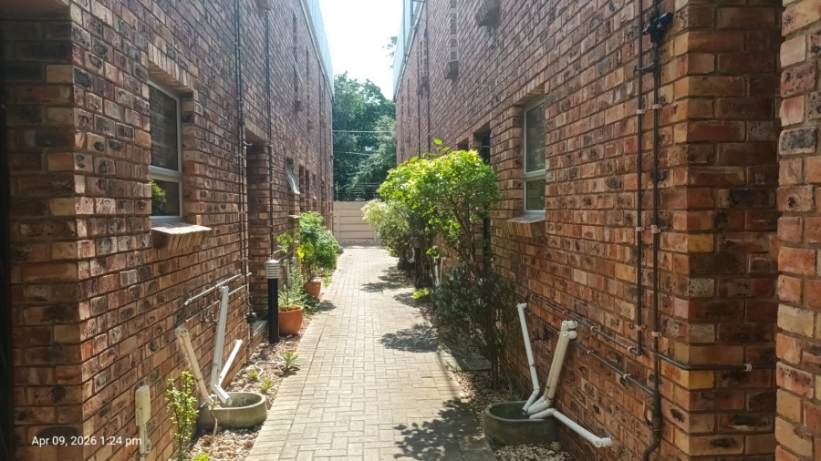 1 Bedroom Property for Sale in Walmer Eastern Cape